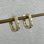 Özel Seri Zirkon Taşlı Orta Dikdörtgen Gold Küpe