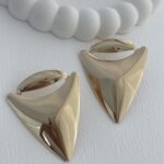 Özel Seri Üçgen Tasarım Gold Küpe