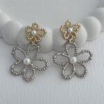 Özel Seri İnci Detay Gold & Gümüş Çiçek Tasarım Küpe