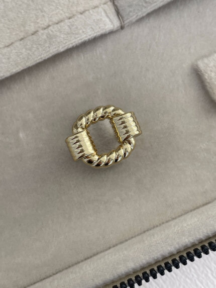 Özel Seri Ortası Boş Burgu Tasarım Ayarlanabilir Gold Yüzük