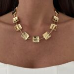 Özel Seri Kare Gold Kolye