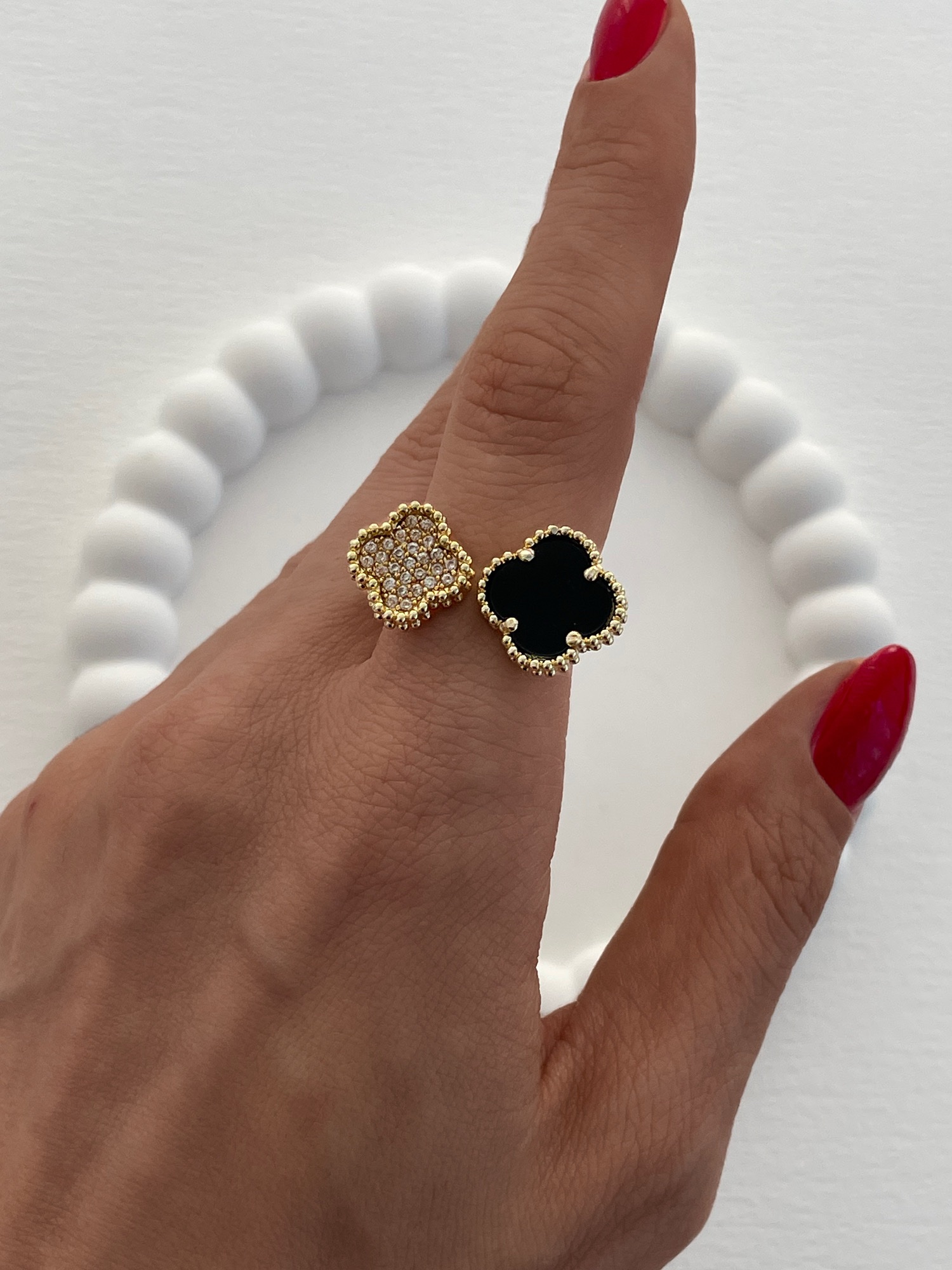 img_5630-4 Özel Seri Yonca Tasarım Siyah Ayarlanabilir Gold Yüzük