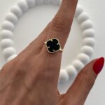 Özel Seri Siyah Mineli Yonca Tasarım Gold Ayarlanabilir Yüzük