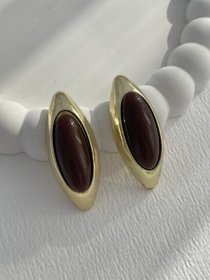 Özel Seri Kahverengi Kemik Detay Oval Vintage Gold Küpe