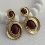 Özel Seri Kıvrım Detay Kahverengi Kemik Oval Gold Küpe