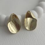 Özel Seri Kıvrım Detay Gold Küpe