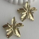Özel Seri Çiçek Tasarım Gold Küpe
