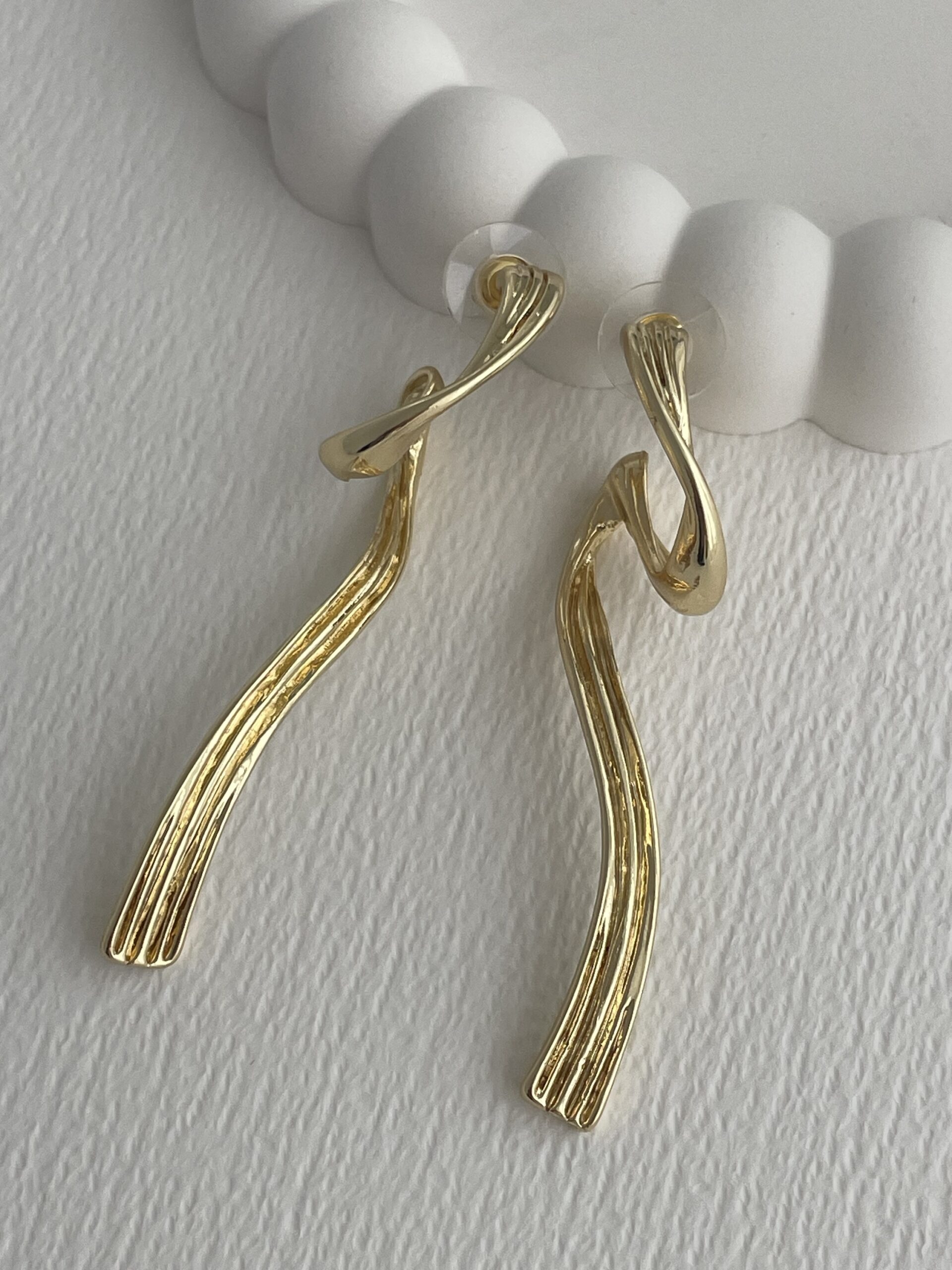 img_9040-4 Özel Seri Soyut Çubuk Tasarım Gold Küpe