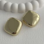 Özel Seri Kare Tasarım Gold Küpe