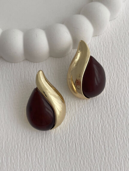 Özel Seri Damla Model Kahverengi Mineli Gold Küpe