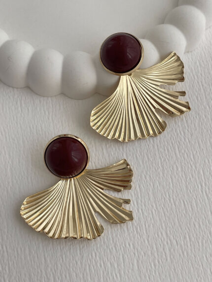 Özel Seri Yaprak Tasarım Bordo Mineli Gold Küpe