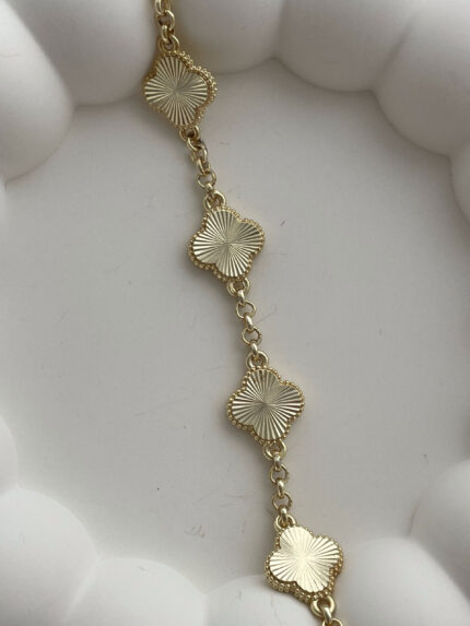 Özel Seri Desenli Dörtlü Yonca Tasarım  Gold Bileklik