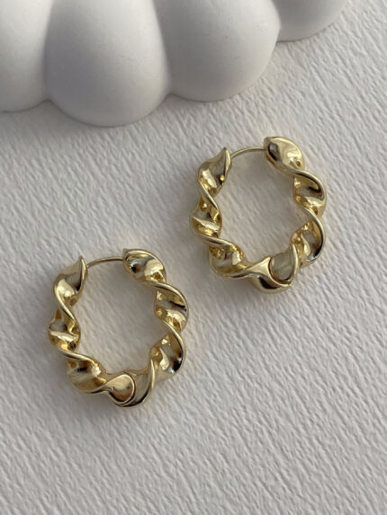 Özel Seri Burgu Tasarım Gold Halka Küpe