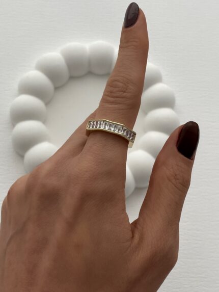 Özel Seri Baget Taş Detay Ayarlanabilir Gold Yüzük