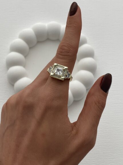 Özel Seri Kare Tasarım Zirkon Taşlı Ayarlanabilir Gold Yüzük