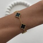 Çelik Beşli Yonca Tasarım Çift Taraflı Siyah Gold Bileklik