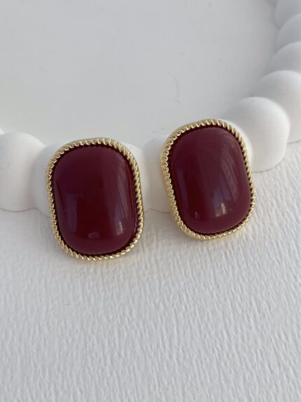 Özel Seri Kare Kenar Kıvrımlı Bordo Mineli Gold Küpe