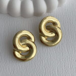 Çelik İç İçe Halka Tasarım Gold Küpe