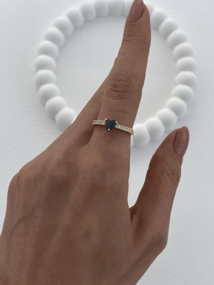 Özel Seri Zirkon Taşlı Siyah Mineli Kalp Tasarım Ayarlanabilir Gold Yüzük