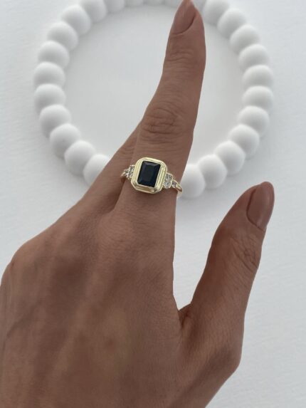 Özel Seri Zirkon Taşlı Siyah Baget Taş Tasarım Ayarlanabilir Gold Yüzük