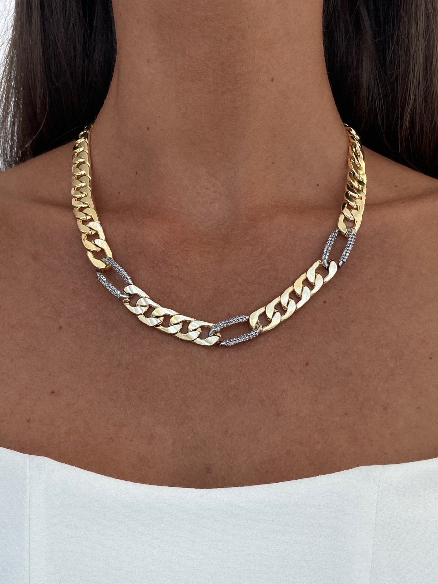 img_1685.jpeg Özel Seri Zirkon Taşlı Gurmet Tasarım Gold & Gümüş Kolye