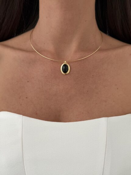 Özel Seri Siyah Mineli Oval Tasarım Gold Choker Kolye