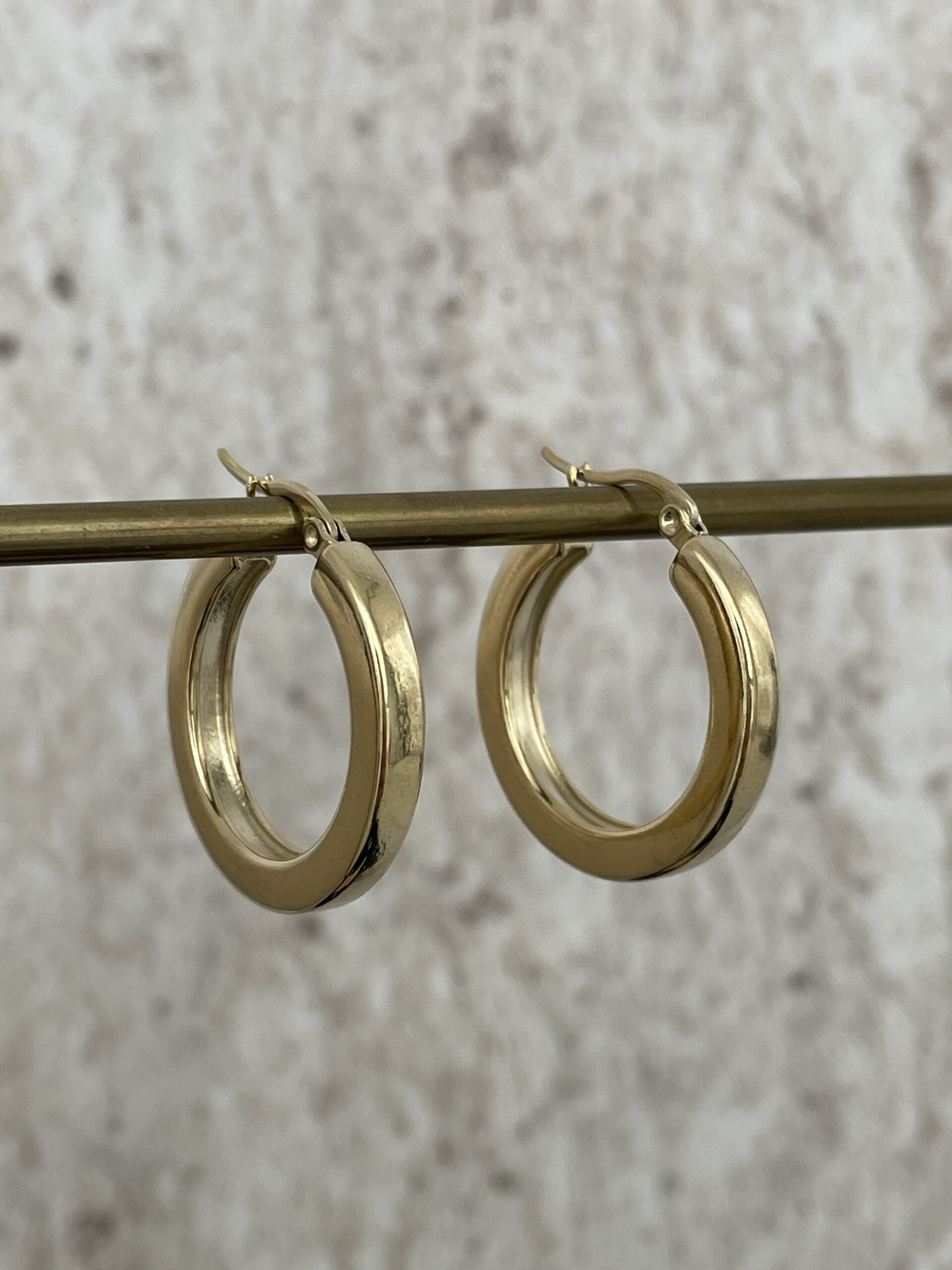 img_4282-4 Çelik Orta Boy Gold Halka Küpe