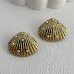 Çelik İnci Detay Deniz Kabuğu Tasarım Gold Küpe