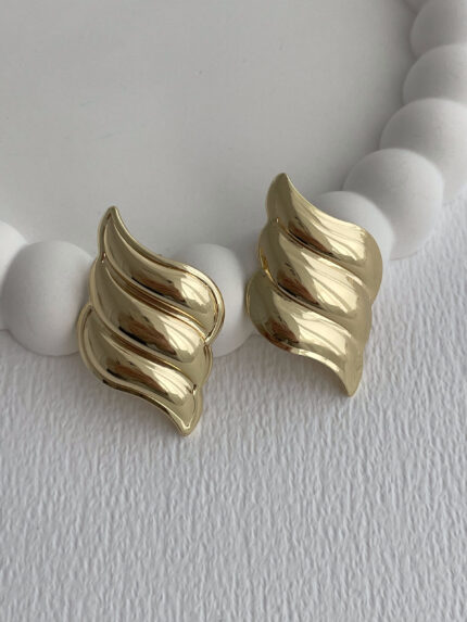 Özel Seri Kanat Tasarım Gold Küpe