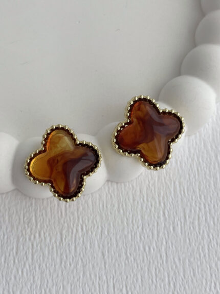 Özel Seri Marka Model Yonca Tasarım Kahverengi Mineli Gold Küpe