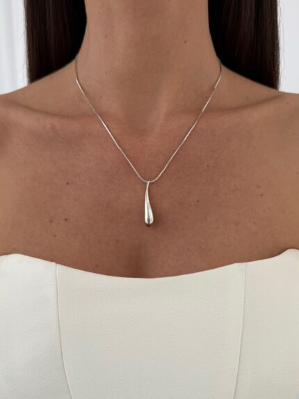 Özel Seri Damla Uç Tasarım Gümüş Asansörlü Kolye