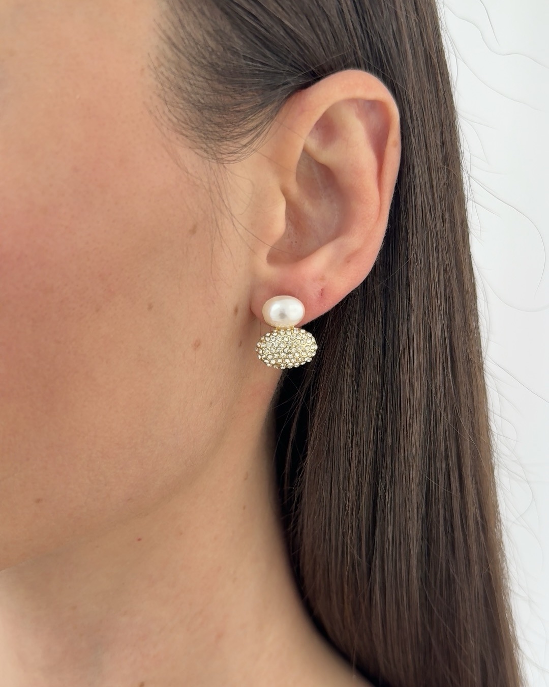 img_9108-5 Özel Seri Zirkon Taşlı Gold Detay İnci Top Küpe