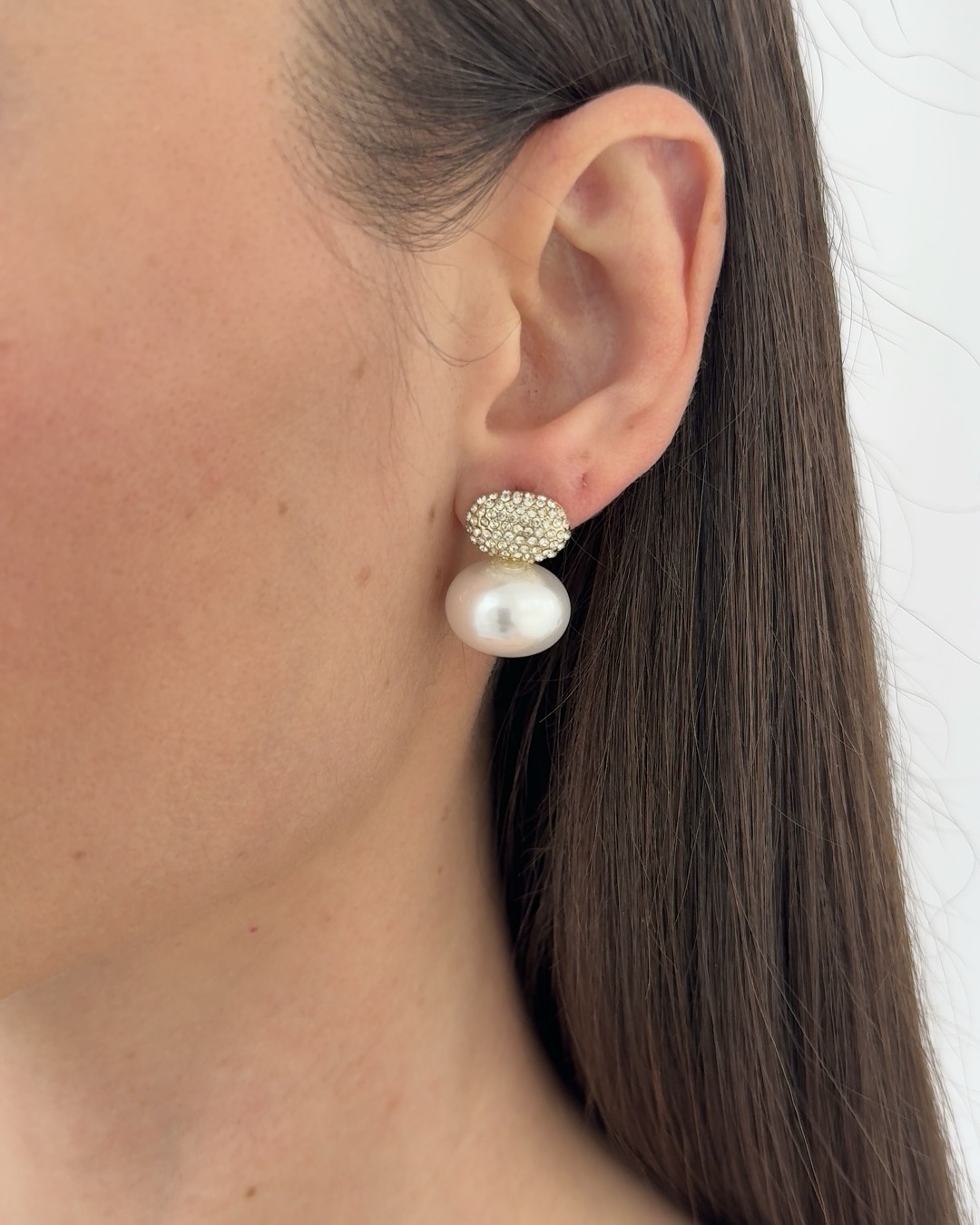 img_9109-4 Özel Seri Zirkon Taşlı Gold Detay İnci Top Küpe