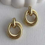Özel Seri İç İçe Desenli Halka Tasarım Gold Küpe