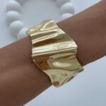 Özel Seri Dalga Tasarım Gold Kelepçe Bileklik