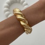 Özel Seri Burgu Tasarım Gold Kelepçe Bileklik