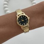 Yuvarlak Tasarım Zirkon Taşlı Kadranı Siyah Gold Vintage Saat