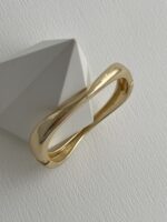 Özel Seri Kıvrım Tasarım Gold Kelepçe Bileklik - Görsel 2