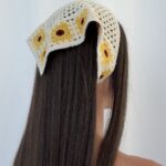 Sarı Çiçek Tasarım Örgü Krem Bandana
